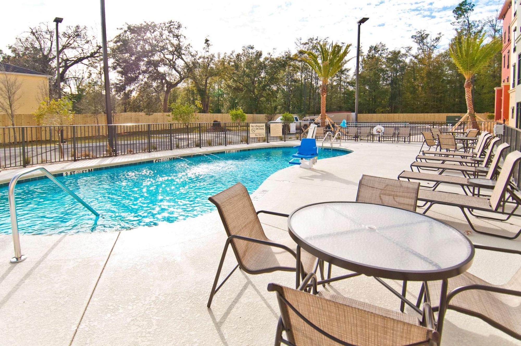 Hampton Inn & Suites Pensacola/I-10 Pine Forest Road Ferry Pass Εξωτερικό φωτογραφία
